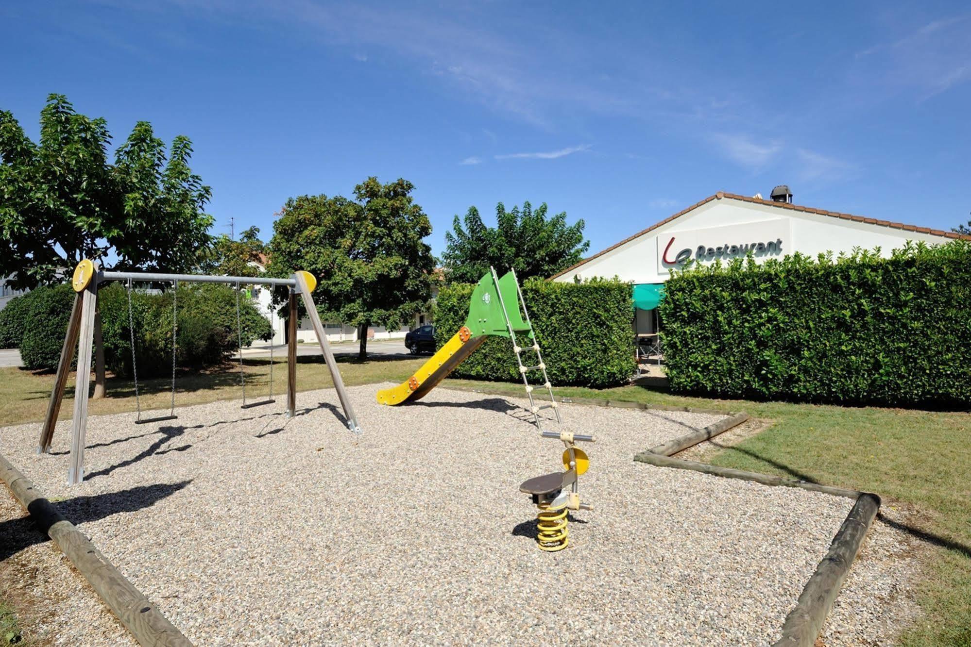 Campanile Valence Sud Hotel Exterior photo